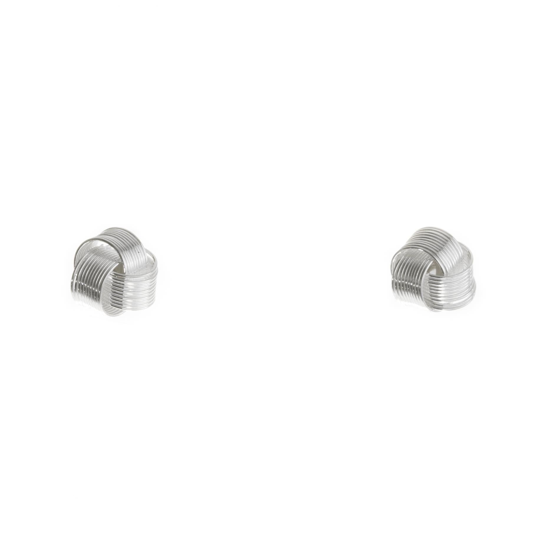 Aretes nudo triangular de Plata